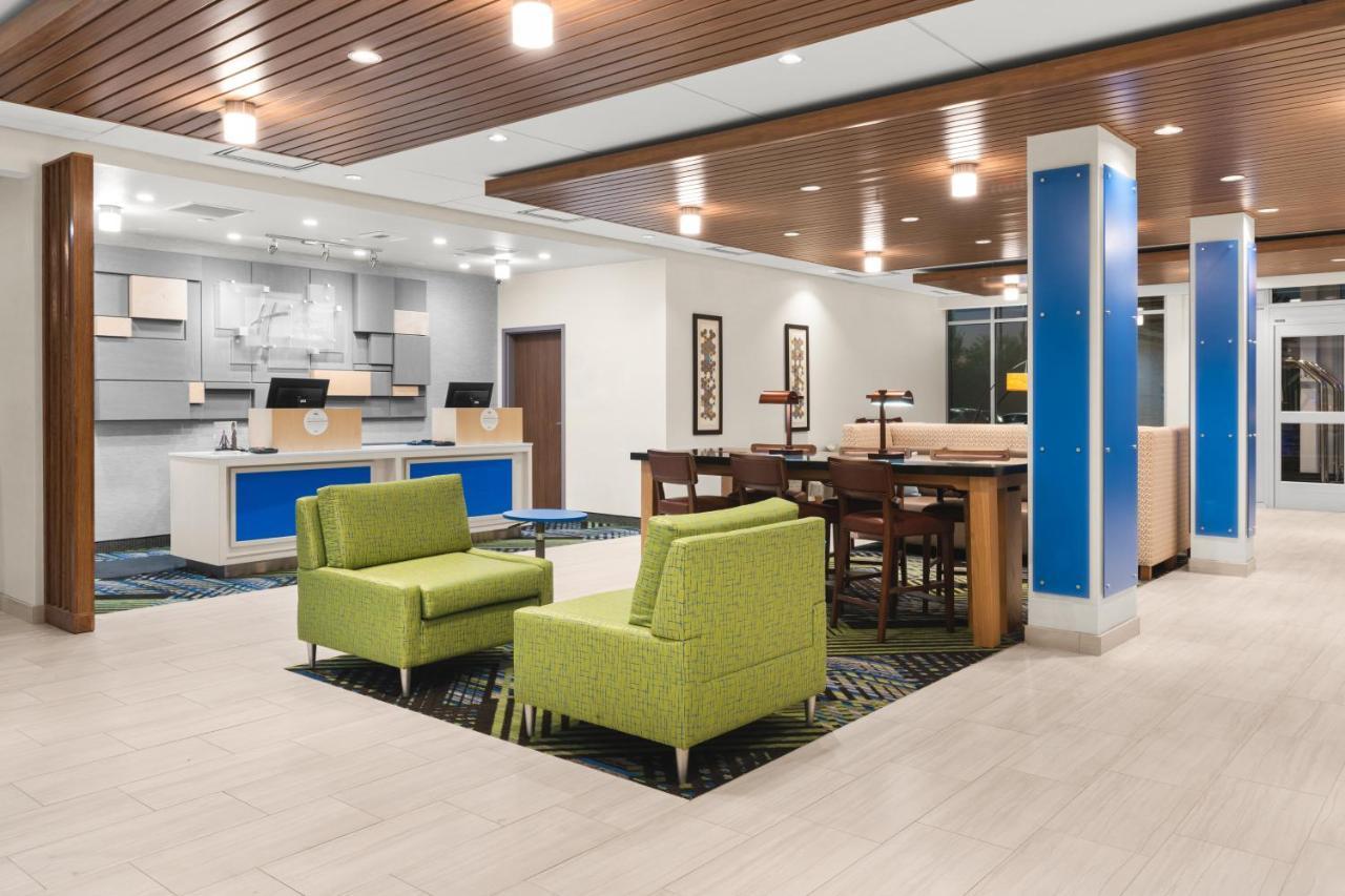 Holiday Inn Express & Suites - Suisun City By Ihg Exterior foto